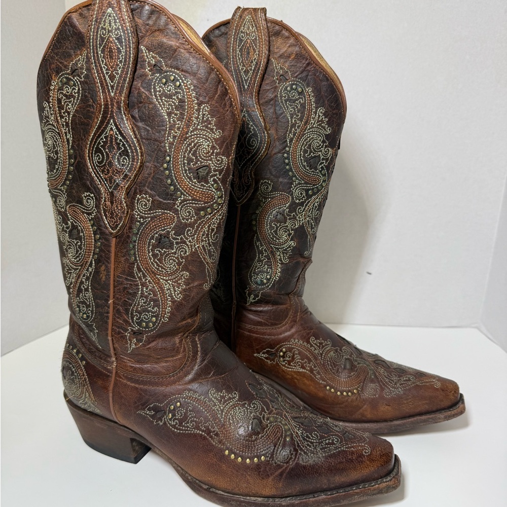 Shyanne Brown Embroidered Ankle Boots